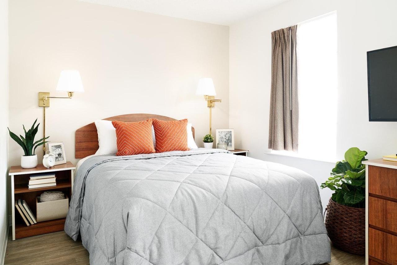 Intown Suites Extended Stay Lewisville Tx Valley View Dr Luaran gambar